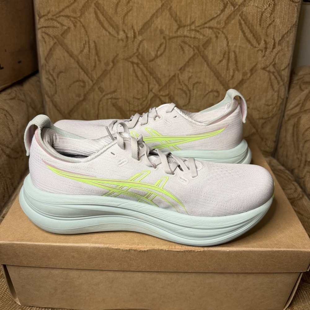 Asics Gel-Nimbus 28 Womens Size 9.5 Gray Athletic Running Walking Shoes Sneakers - Picture 2 of 10